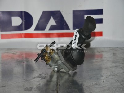 Купить 2122593g в Москве. Клапан стояночного тормоза DAF